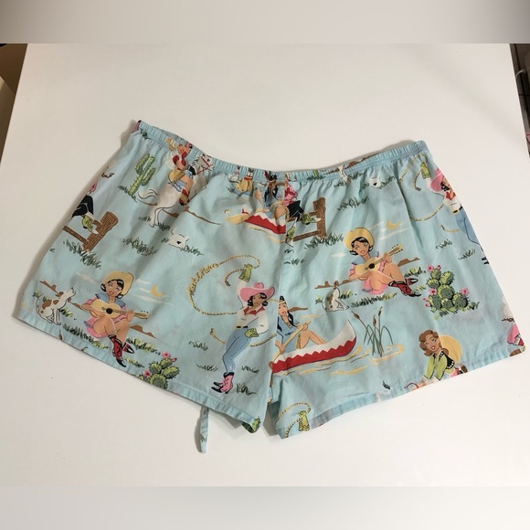 Nick And Kori - Cowgirl Printed Shorts - Picture 5 of 5